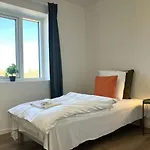 Spacious Apartment For 3